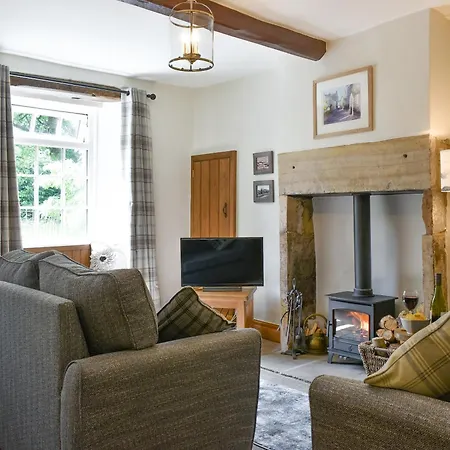 Rose - Uk34067 Holiday home